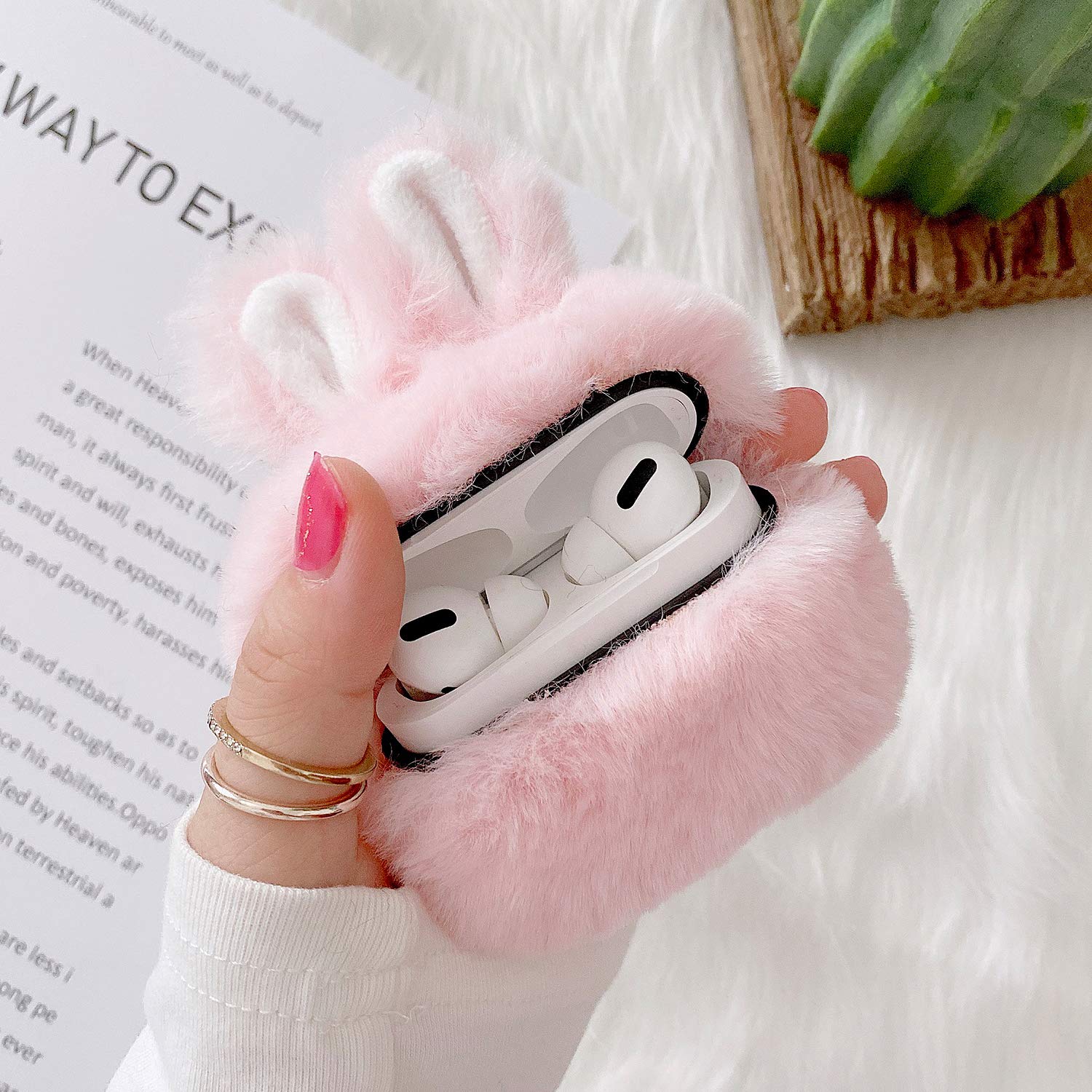 Amazon.com: Guppy Compatible with AirPods Pro Furry Bunny Case